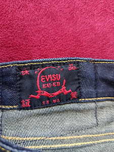Evisu женские джинсы (5 фото из 8)