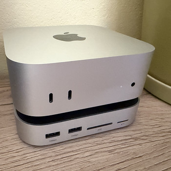 Mac Mini M4 16GB RAM/256SSD+ Ugreen dockimisjaam 2TB SSD-ga