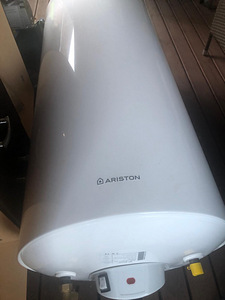 Uus Ariston 150L boiler (elekter + soojusvaheti) (1 foto / 2)