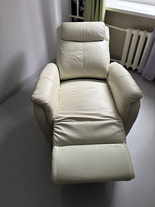 Кресло RECLINER (3 фото из 10)