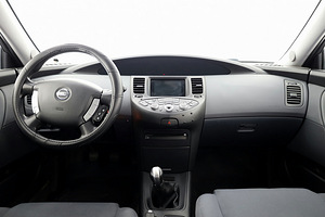 Nissan Primera Comfort 1.8 85kW (5 foto / 7)