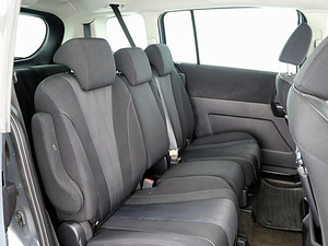 Mazda 5 Elegance 1.6 D 85kW (7 фото из 8)