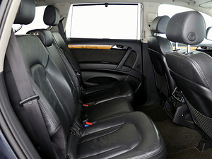 Audi Q7 Comfortline 3.0 TDI 171kW (7 foto / 7)