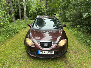 Seat Altea XL 11/2008 TDI Automaat (1 foto / 14)