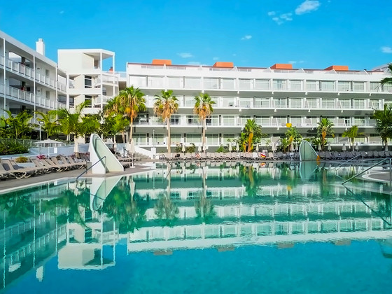 GARA SUITES GOLF & SPA