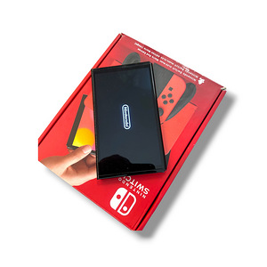 Nintendo Switch OLED – Mario Red Edition (1 фото из 2)