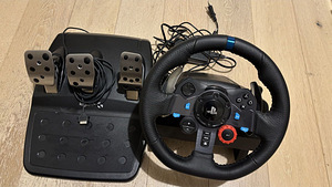Logitech G29 rool koos pedaalidega, vähe kasutatud (2 foto / 4)