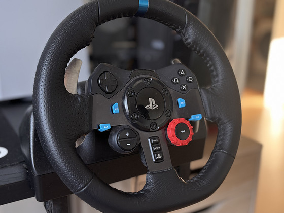 Руль Logitech G29 с педалями, мало использовался