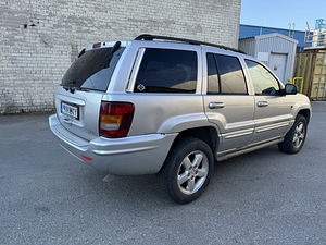 Jeep grand cherokee на запчасти (4 фото из 8)