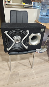 Subwoofer + JBL võimendi (autokomplekt) (1 foto / 6)
