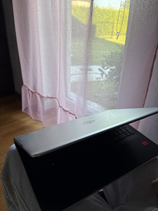 Продам ноутбук HP 15-bw0xx + клавиатуру, мышь и коврик для мыши (3 фото из 3)
