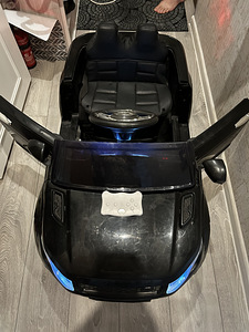 Детская машина (2 фото из 6)