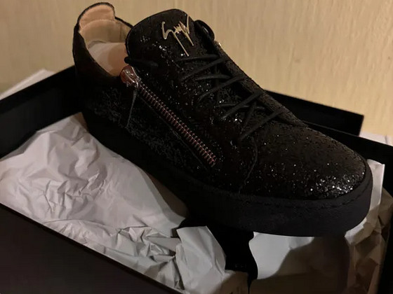 Täitsa uus Giuseppe Zanotti kingad suurus 42,Farfetch