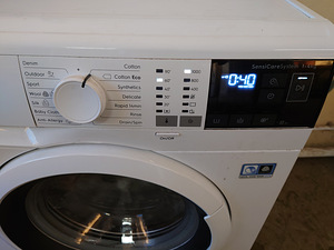 Узкая стиральная машина Elektrolux 33 см (3 фото из 5)
