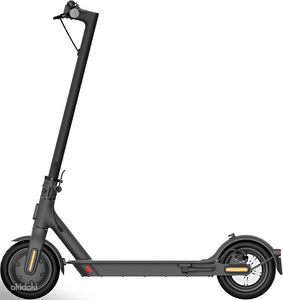 Продам электросамкат Xiaomi Mi Scooter 1S, must (1 фото из 2)