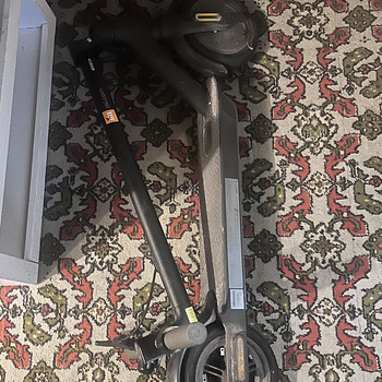 Продам электросамкат Xiaomi Mi Scooter 1S, must