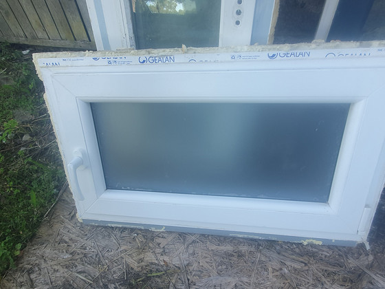 Aken 88x51cm=1tk