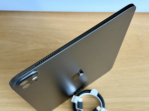 Apple iPad Pro 11 M4 256GB WiFI SpB uueväärne! Aku 100% (3 foto / 8)