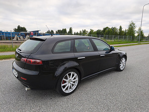 Alfa Romeo 159 SW TI 2.2JTS 136 кВт (3 фото из 7)