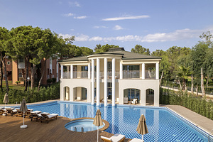 RIXOS PARK BELEK SUITES & VILLAS (2 foto / 10)