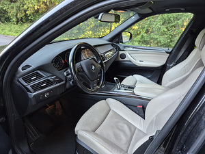 BMW X5 (6 foto / 9)