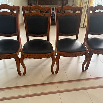 4 puidust/nahast tooli