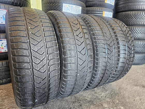 215 60 R 16 PIRELLI SOTTOZERO 3