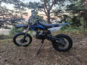 Krossikas pitbike 125cc (5 foto / 9)