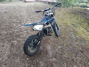 Krossikas pitbike 125cc (6 foto / 9)