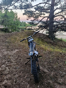 Krossikas pitbike 125cc (9 foto / 9)