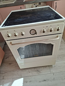 Продам электроплиту (1 фото из 3)