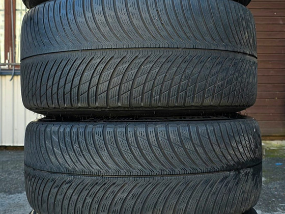 R20 rehvid 265 40 20 ja 295 35 20 michelin 4tk 5mm ms