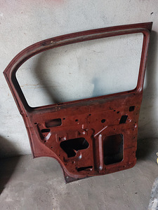 Auto "Volga" GAZ-21 varuosad (1 foto / 10)