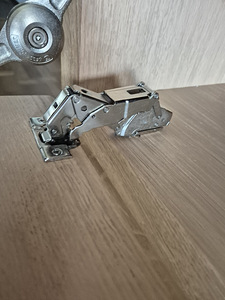 Eksklusiivne tammespooniga kummut (Blum, Push-to-open) (3 foto / 10)