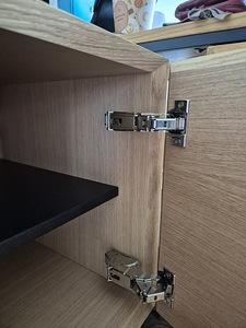 Eksklusiivne tammespooniga kummut (Blum, Push-to-open) (7 foto / 10)