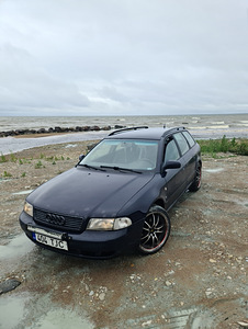 Audi A4 B5, 1.9 TDI, механика. Рег оплачен (1 фото из 12)
