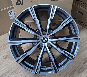 R20 veljed 5x112 BMW OEM Syle 740m x5 x6 x7 500/700 mudelile (1 foto / 9)
