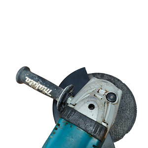 Suur-relakas Makita GA9020S (4 foto / 5)