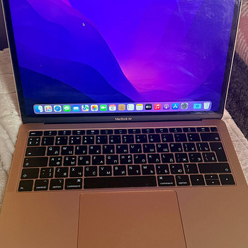 Продам MacBook