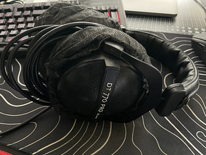 Kõrvaklapid Beyerdynamic DT 770 Pro 80 OHM (10 foto / 10)