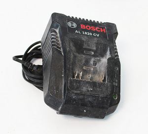 Laadija Bosch AL 1820 CV 10.8V-18V 2.0A (2 foto / 2)