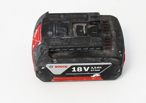 Aku Bosch GBA 18V 3.0Ah 18V 3.0Ah (2 foto / 2)