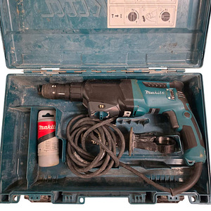 Перфоратор Makita HR2651T + чемодан (2 фото из 5)