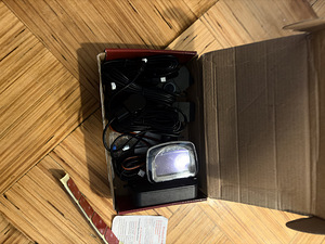 Комплект парковочных датчиков 12V универсальный (2 фото из 3)