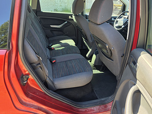 Ford C-Max (8 foto / 9)
