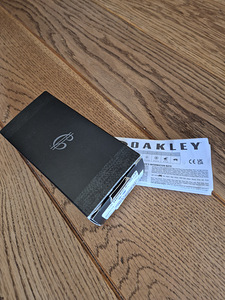 OAKLEY (7 фото из 10)