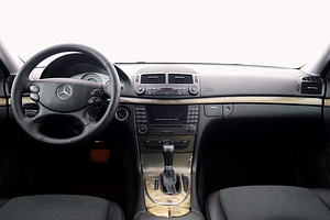 Mercedes-Benz E 200 Avantgarde Facelift ATM 2.1 CDI 100kW (5 foto / 8)
