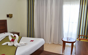 ROYAL STAR BEACH RESORT (8 foto / 10)