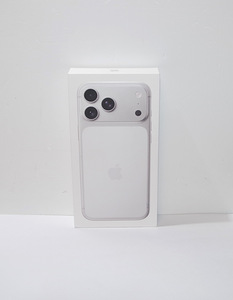 Apple iPhone 17 Pro Max 256GB Silver A3526 (2 foto / 3)