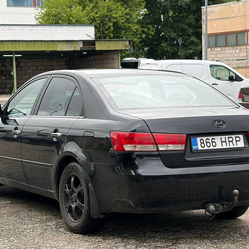 HYUNDAI SONATA